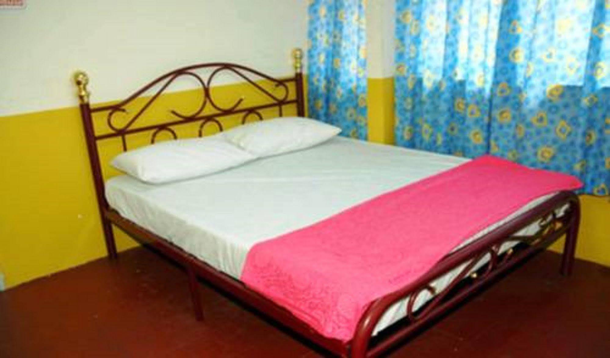 Stay In Lodge Kota Kinabalu Exterior photo